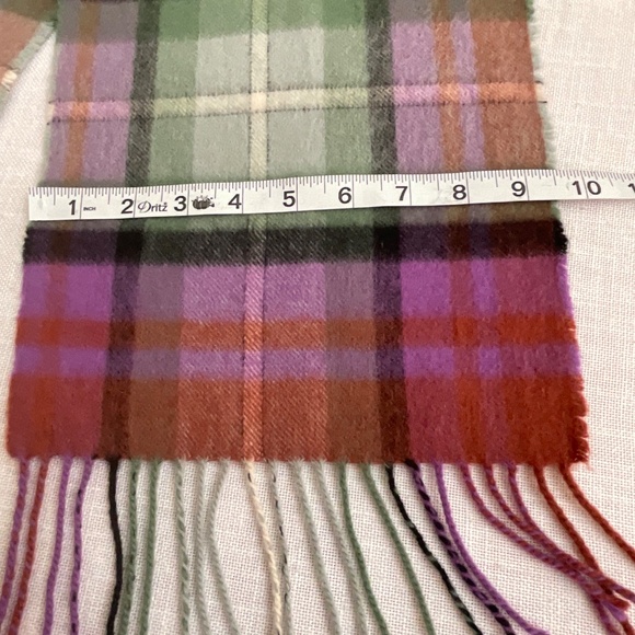 Kiltane 100% Cashmere Plaid Fringed Scarf 9.5”x66” NWOT Made in Scotland - Picture 8 of 10